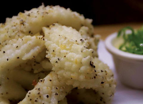 Hellenic Club - Foster Accommodation 1