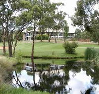 Flagstaff Hill Golf Club and Koppamurra Ridgway Restaurant - Foster Accommodation