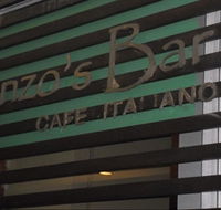 Renzo's Bar - Foster Accommodation