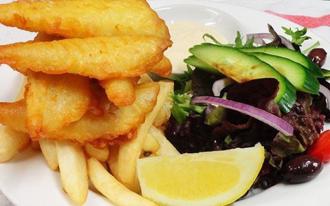 Elements Restaurant - Foster Accommodation 2