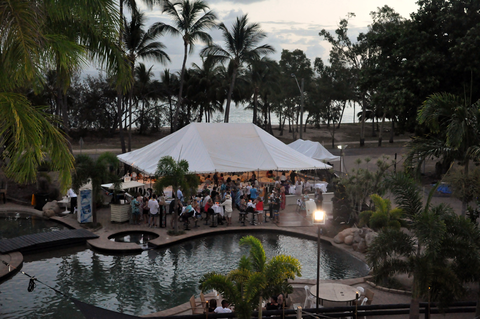 Arcadia Village Bistro - Foster Accommodation 1