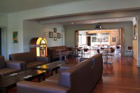 Commercial Hotel - Foster Accommodation 0