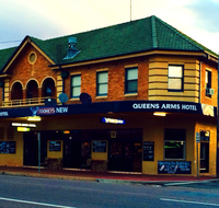 Queens Arms Hotel - Foster Accommodation