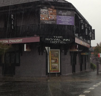 Royal Inn Hotel Waratah - Foster Accommodation