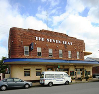 Seven Seas Hotel - Foster Accommodation