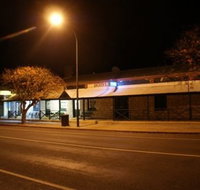 Riverton Hotel - Foster Accommodation