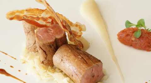 Il Lago - Foster Accommodation 1