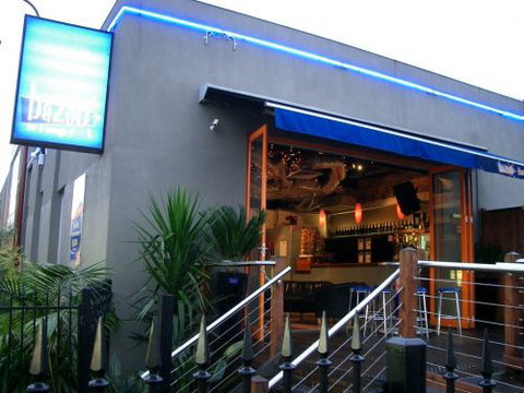 Bazoo Bar & Lounge - Foster Accommodation 0