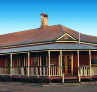 Maidenwell Hotel - Foster Accommodation