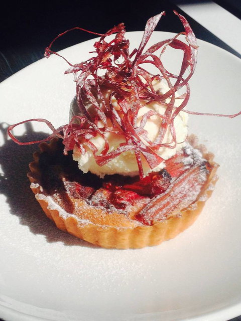 Bohemian Bungalow Restaurant & Bar - Foster Accommodation 3