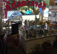 Savannahs Gifts Cafe  Flowers - Foster Accommodation