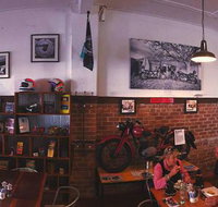 Roadies Cafe - Foster Accommodation