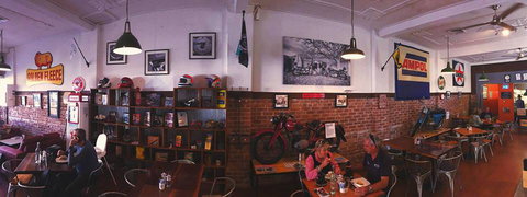 Roadies Cafe - Foster Accommodation 0