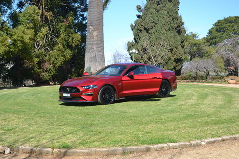 Daddy's Day Out At Borambola Wines By The Roundabout Restaurant - Foster Accommodation 1