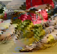 Euroa Village Farmers' Market - Foster Accommodation