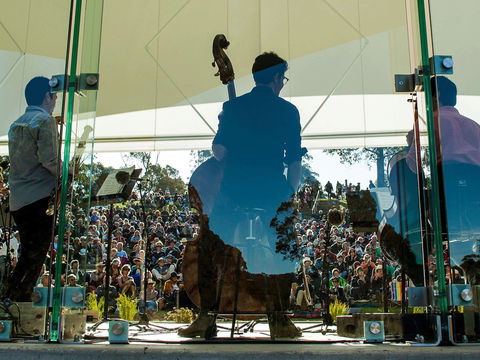 Four Winds Easter Festival - Foster Accommodation 0