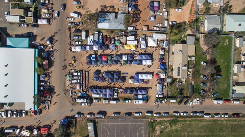 Lightning Ridge Opal Festival - Foster Accommodation 2