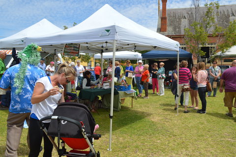 Naponda Farmers Market - Foster Accommodation 0
