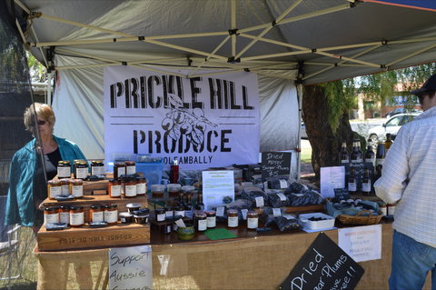 Naponda Farmers Market - Foster Accommodation 2