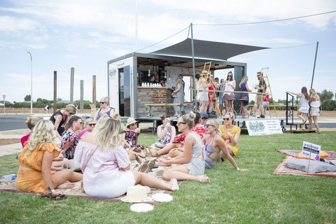 Perricoota Pop And Pour Festival - Echuca Moama - Foster Accommodation 1