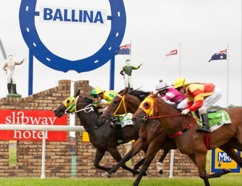 Ballina Boxing Day Races - Foster Accommodation 0