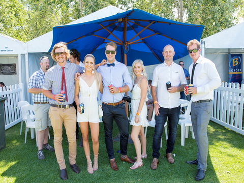 Bet 365 Caulfield Cup Day At Wodonga Race Course - Foster Accommodation 2