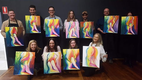 Paint And Sip Experience - Foster Accommodation 1
