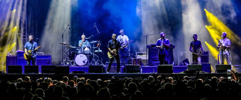 Red Hot Summer Tour - Batemans Bay - Foster Accommodation 0