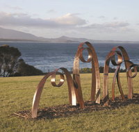 Sculpture Bermagui - Foster Accommodation