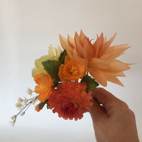 Wafer Paper Flower Class: Autumn Flowers - Foster Accommodation 0