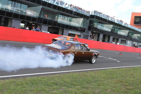 Bathurst Autofest - Foster Accommodation 0