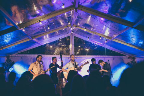 Cabin Fever Weekender - Foster Accommodation 1
