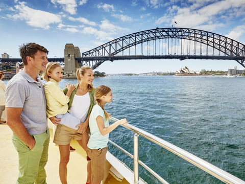 Fathers Day Lunch Cruise - Foster Accommodation 1