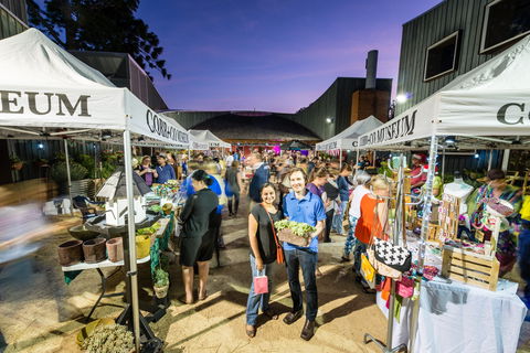 Hand Made Under The Stars - Twilight Market - Foster Accommodation 0