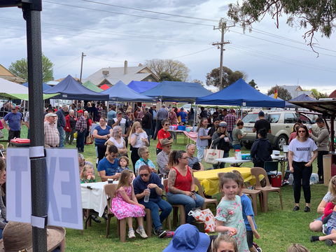 Nhill Lions Community Market - Foster Accommodation 2