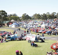 NSW All Holden Display Day - Foster Accommodation