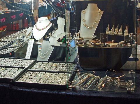 Toowoomba Gemfest - Gems And Jewellery - Foster Accommodation 0