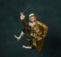 Wolfgangs Magical Musical Circus - Foster Accommodation