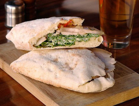 Puntino Trattoria - Foster Accommodation 4