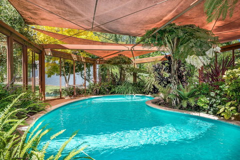 Chimes Spa Retreat - Foster Accommodation 2