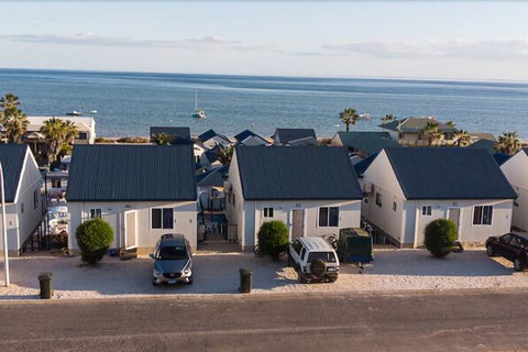 Oceanside Village - Foster Accommodation 4