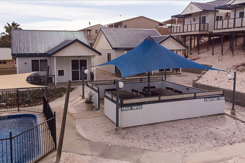 Oceanside Village - Foster Accommodation 1