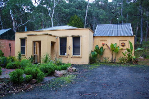 Marwood Villas - Foster Accommodation 5