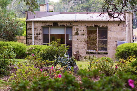 Marwood Villas - Foster Accommodation 4