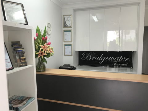 Bridgewater Terraces - Foster Accommodation 4