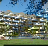 Sails Resort on Golden Beach - Foster Accommodation