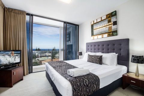 Ultra Broadbeach - Foster Accommodation 6