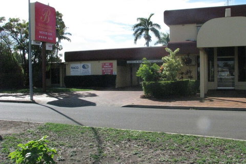 Bundaberg International Motor Inn - Foster Accommodation 7