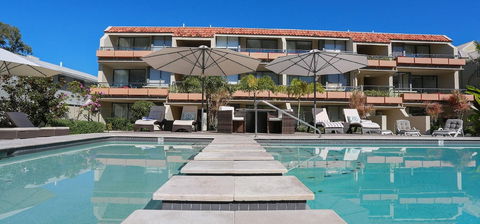 Hotel Laguna - Foster Accommodation 1