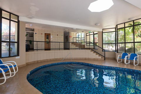 Alexander Holiday Apartments - Foster Accommodation 5
